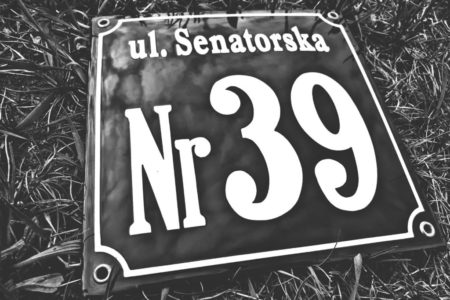 Senatorska 39 – Izba Pamięci Garwolina         